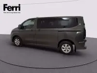 Usata Ford Transit Custom Titanium 136 CV (100 kW) 2025 Magnetic grey Station wagon