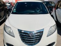 Usata Lancia Ypsilon Silver 69 CV (50 kW) 2012 Bianco Utilitaria