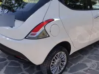 Usata Lancia Ypsilon 85 CV (62 kW) 2013 Bianco Utilitaria