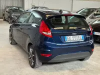 Usata Ford Fiesta Titanium 60 CV (44 kW) 2012 Blu Berlina