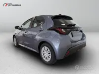 Ny Toyota Yaris Hybrid 116 HK (85 kW) 2026 Grå Sedan