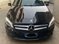 Usata Mercedes A180 Edition 109 CV (80 kW) 2015 Nero Berlina
