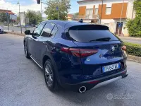 Usata Alfa Romeo Stelvio 209 CV (153 kW) 2017 Blu SUV
