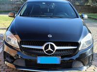 Usata Mercedes A180 109 CV (80 kW) 2017 Nero Berlina