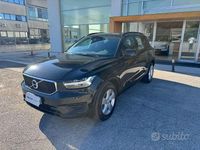 Usata Volvo XC40 Momentum 129 CV (94 kW) 2021 Nero SUV