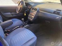 Usata Fiat Grande Punto 77 CV (56 kW) 2009 Utilitaria