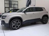 Usata Jeep Avenger Altitude 101 CV (74 kW) 2025 Stone gray SUV