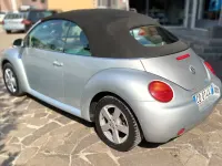 Usata VW New Beetle 101 CV (74 kW) 2004 Grigio Utilitaria