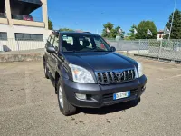 Usata Toyota Land Cruiser Sol 166 CV (122 kW) 2005 Grigio scuro SUV