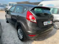 Usata Ford Fiesta Titanium 95 CV (69 kW) 2017 Grigio Utilitaria