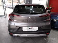 Usado Renault Captur Business 95 CV (69 kW) 2021 Gris SUV