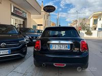 Usata Mini One D 95 CV (69 kW) 2018 Nero Utilitaria