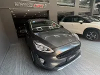 Usata Ford Fiesta Active 86 CV (63 kW) 2018 Grigio Utilitaria