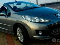 Usata Peugeot 207 CC 112 CV (82 kW) 2010 Grigio Cabrio
