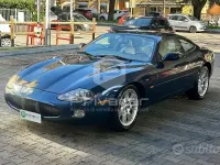 Begagnad Jaguar XK8 284 HK (208 kW) 2001 Blå Sportkupé