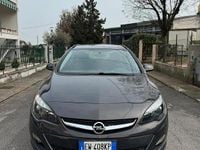 Usata Opel Astra Cosmo 110 CV (80 kW) 2014 Grigio Station wagon