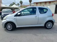Brugt Toyota Aygo 68 HK (50 kW) 2009 Grå Hatchback