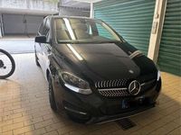 Usata Mercedes B180 109 CV (80 kW) 2015 Monovolume