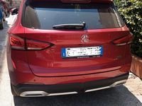 Usata MG ZS Luxury 99 CV (72 kW) 2025 Rosso Berlina