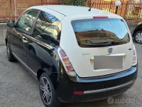 Usata Lancia Ypsilon 75 CV (55 kW) 2010 Nero Utilitaria