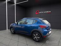 Neu Dacia Sandero Stepway 101 PS (74 kW) 2025 Blau Kleinwagen