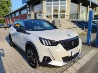 Usata Peugeot 2008 GT-line 131 CV (96 kW) 2020 Bianco SUV
