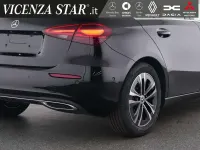 Usata Mercedes A180 Advanced 136 CV (100 kW) 2025 Nero cosmo Berlina