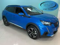 Usata Peugeot e-2008 Allure 56 kW (77 CV) 2021 Blu/azzurro SUV