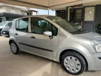Käytetty Renault Modus Dynamique 75 HP (55 kW) 2008 Hopea Tila-auto