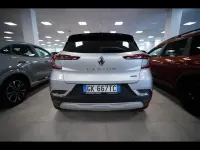 Usata Renault Captur Intens 160 CV (117 kW) 2022 Grigio chiaro SUV