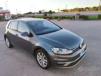 Usata VW Golf VII 110 CV (80 kW) 2018 Grigio Berlina