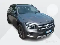 Usata Mercedes GLB180 Business 116 CV (85 kW) 2021 Grigio SUV
