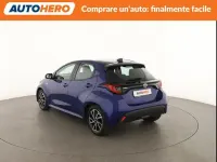 Usata Toyota Yaris Trend 116 CV (85 kW) 2021 Blu Utilitaria