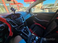 Usata Ford Focus 100 CV (73 kW) 2013 Nero Berlina