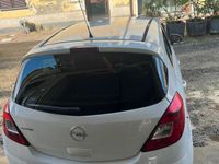 usata Opel Corsa 1.2 benz neopatentati