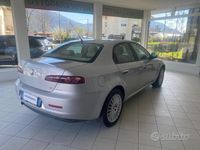 Usata Alfa Romeo 159 Distinctive 160 CV (117 kW) 2006 Grigio Berlina