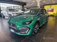 Nuova Renault Clio V Evolution 115 CV (84 kW) 2026 Verde Berlina