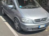 Usata Opel Zafira 101 CV (74 kW) 2005 Grigio Monovolume