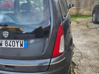 Usata Lancia Musa 90 CV (66 kW) 2009 Grigio Monovolume