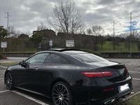 Usata Mercedes E220 Premium Plus 194 CV (142 kW) 2019 Nero Coupé