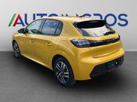 Usata Peugeot 208 Allure 101 CV (74 kW) 2023 Giallo Utilitaria