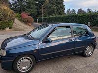Usata Renault Clio 135 CV (99 kW) 1993 Blu Berlina