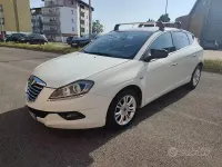 Usata Lancia Delta Gold 120 CV (88 kW) 2014 Bianco Utilitaria