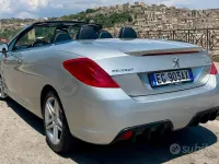 Usata Peugeot 308 CC 140 CV (102 kW) 2011 Cabrio