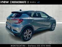 Usata Renault Captur Intens 145 CV (106 kW) 2022 Grigio scuro SUV