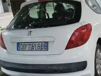 Usata Peugeot 207 75 CV (55 kW) 2009 Bianco Utilitaria