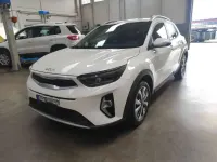 Usata Kia Stonic Style 82 CV (60 kW) 2023 Bianco SUV