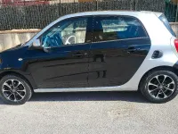 Usata Smart ForFour Passion 75 CV (55 kW) 2015 Nero Utilitaria