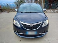 Usata Lancia Ypsilon 69 CV (50 kW) 2016 Blu Utilitaria