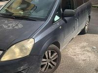 Usata Opel Zafira Club 110 CV (80 kW) 2008 Monovolume